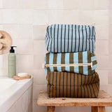 Rose in April - VIC Kulturbeutel • Stripes Tennis Sky Blue - ROSA ECK