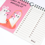 Slinga Illustration - Der Mausigste Kalender - Kalender - ROSA ECK Concept Store