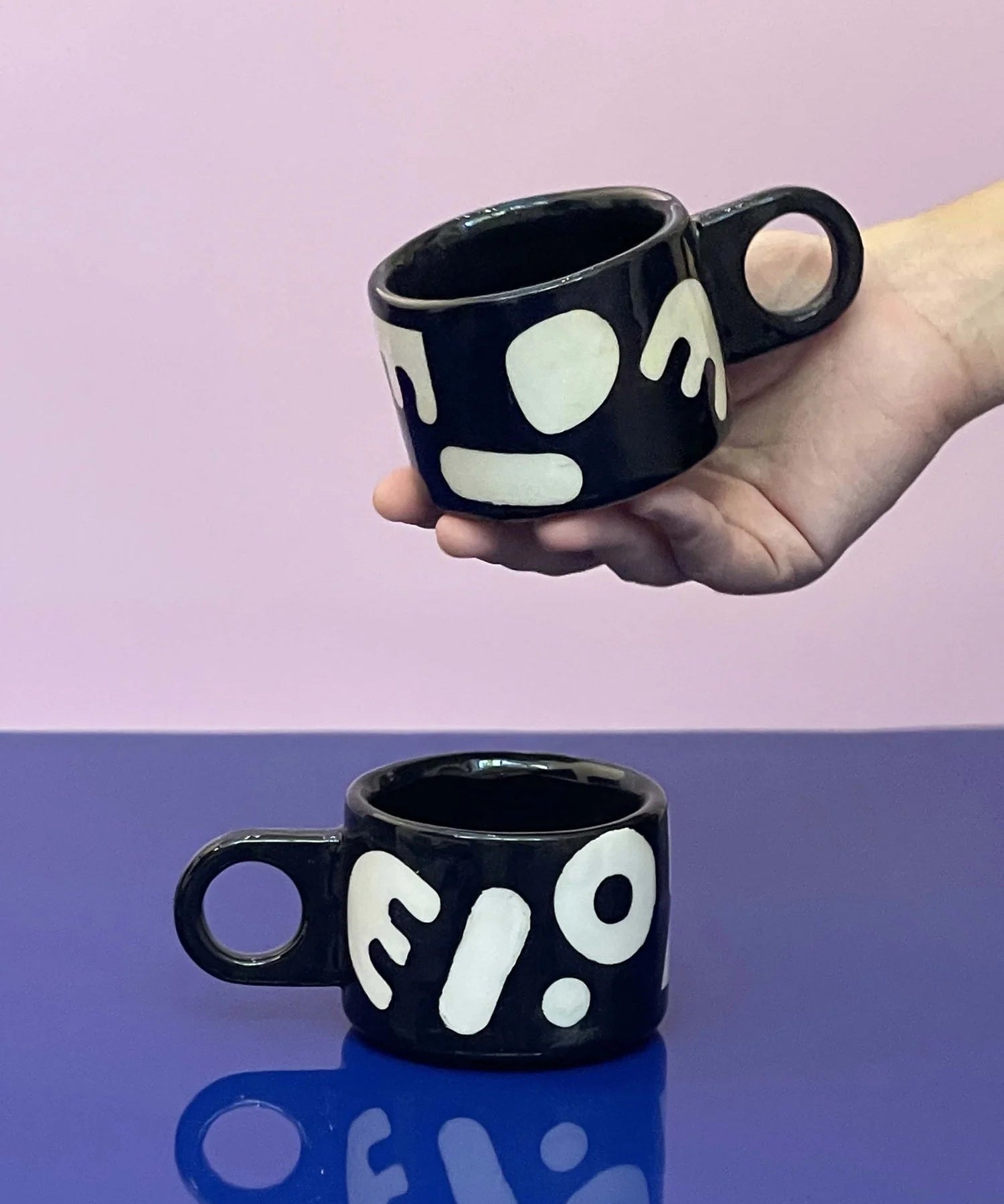 SOMANYBLOBS - BLOBS Cappuccinotasse (150 ml) • Schwarz - ROSA ECK