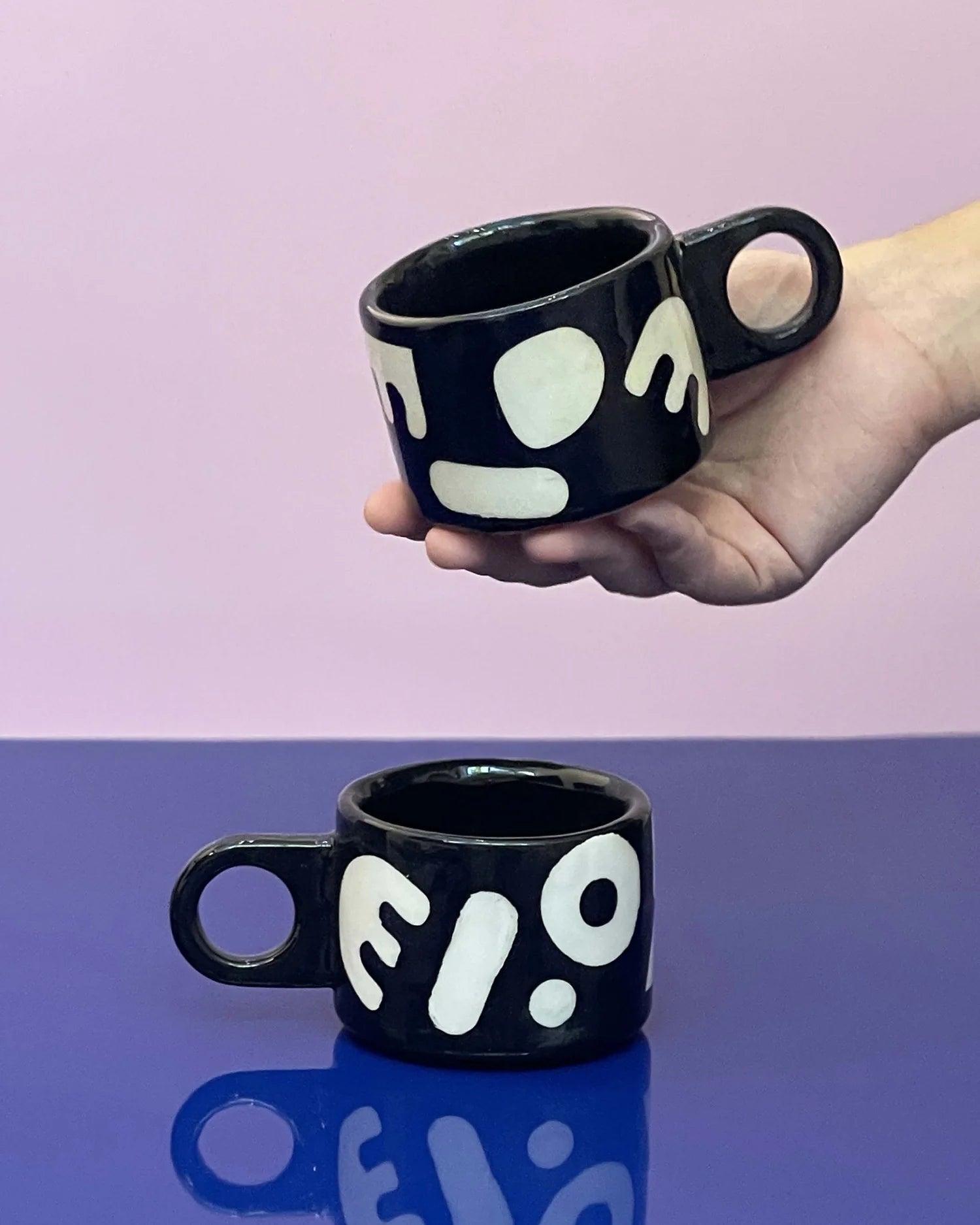 SOMANYBLOBS - BLOBS Cappuccinotasse (150 ml) • Schwarz - ROSA ECK