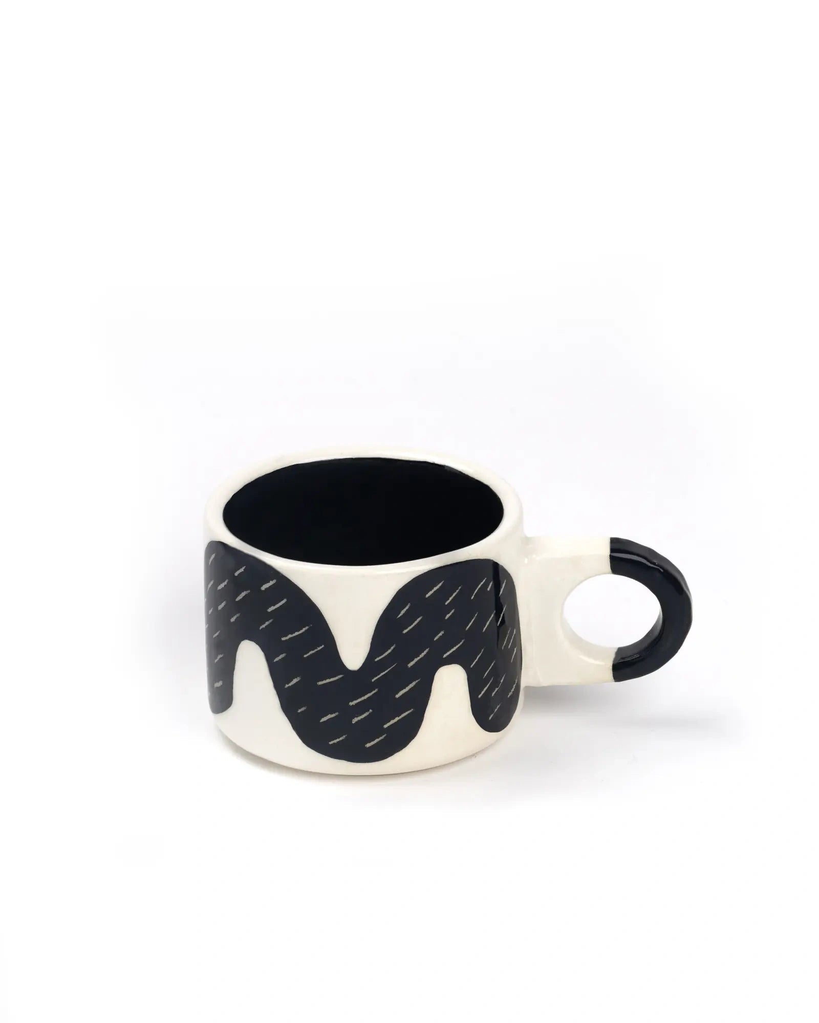 SOMANYBLOBS - CHUNKY LINE Cappuccinotasse (150 ml) • Schwarz - ROSA ECK