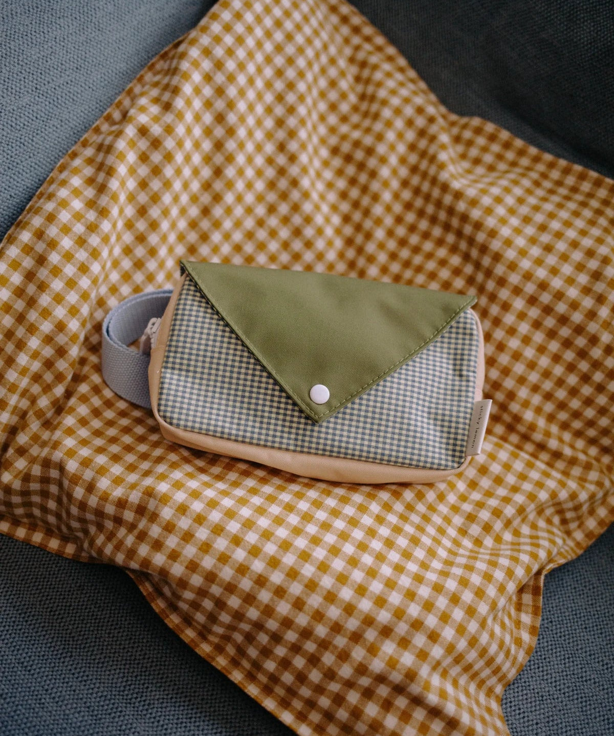 Sticky Lemon - LEMON TREE Kinder - Bauchtasche (S) • envelope | tickling grass - ROSA ECK