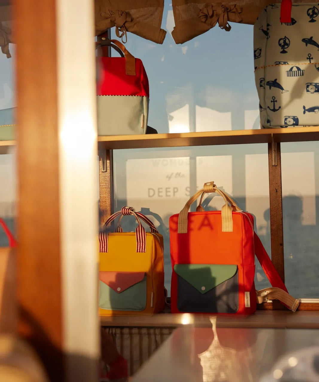 Sticky Lemon - WONDERS Kinder - Rucksack Medium • envelope / lifebuoy orange - Rucksack - ROSA ECK