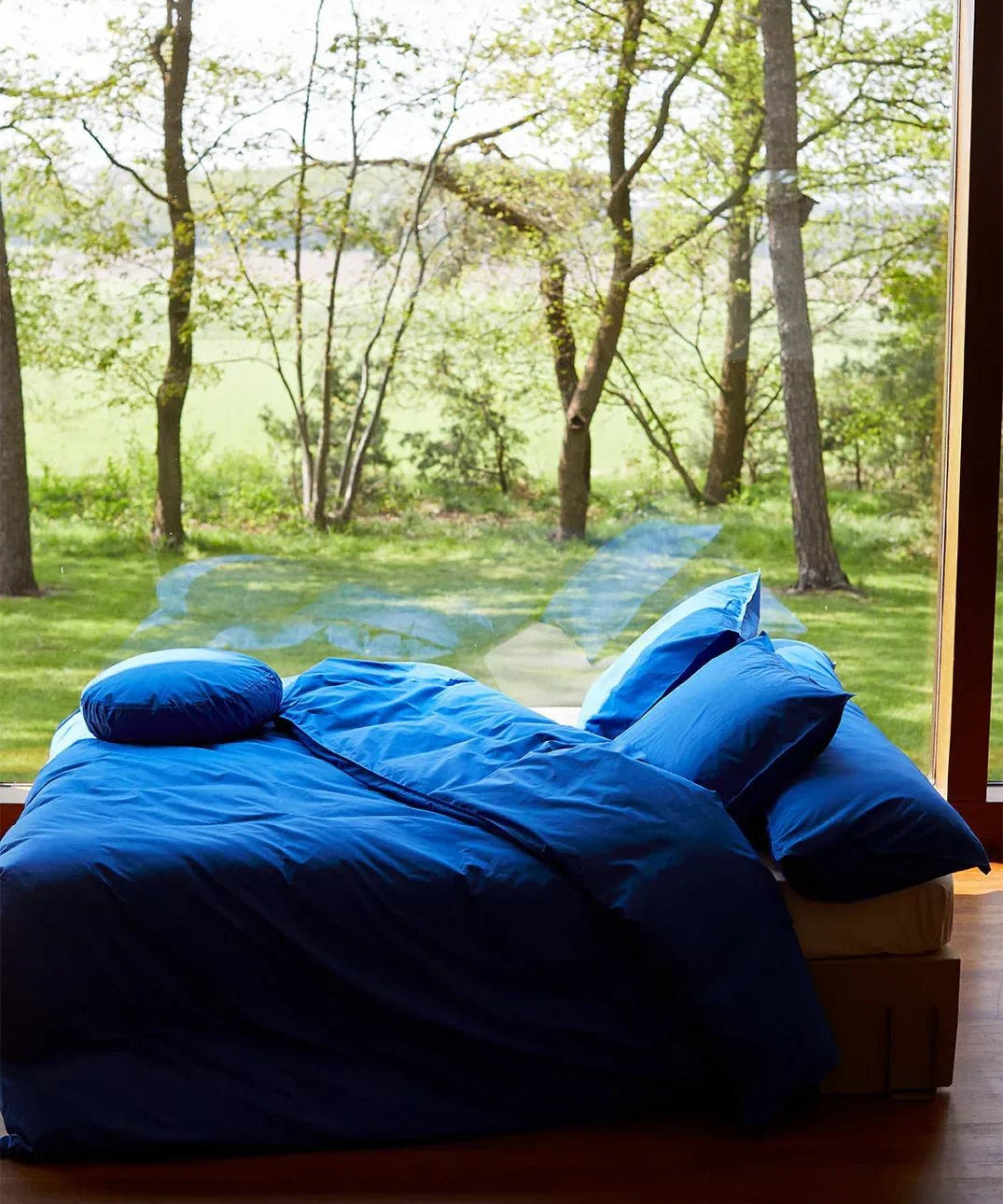 SUITE702 - Bettbezug aus Bio-Baumwolle • Cobalt Blue - ROSA ECK