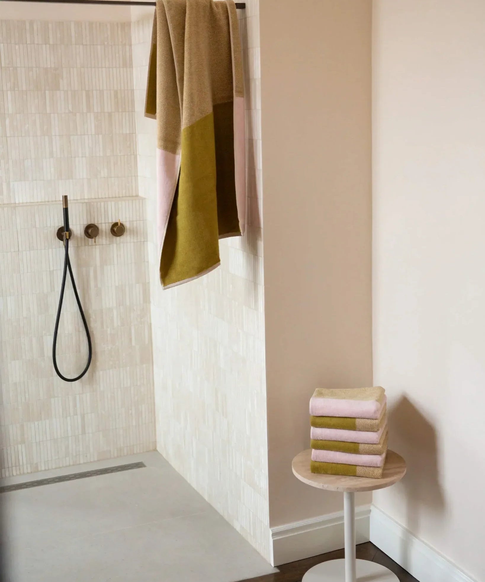 SUITE702 - BLEND Handtuch-Set (2 Stk.) • Blush-Olive - ROSA ECK