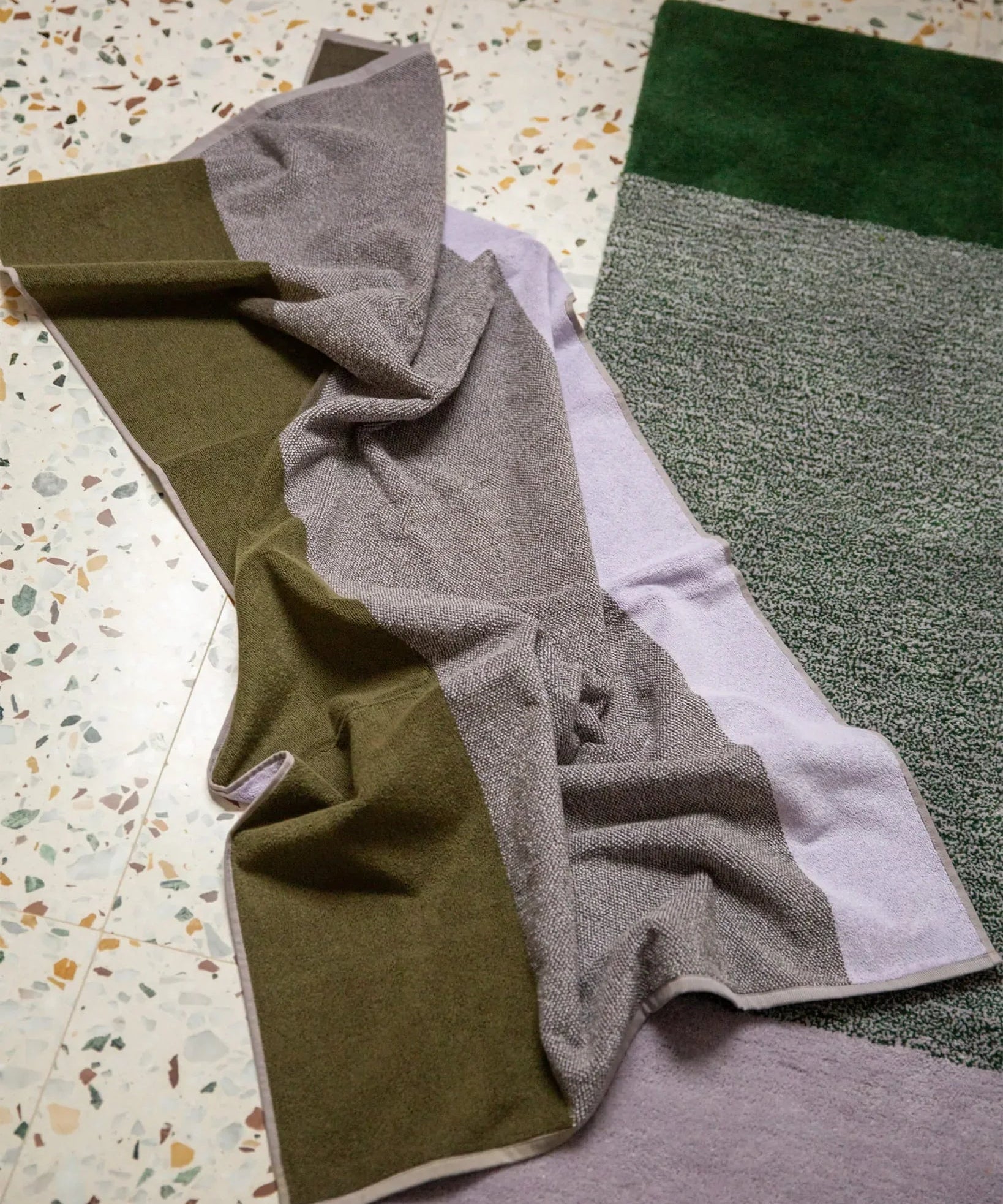 SUITE702 - BLEND Handtuch-Set (2 Stk.) • Green-Lilac - ROSA ECK