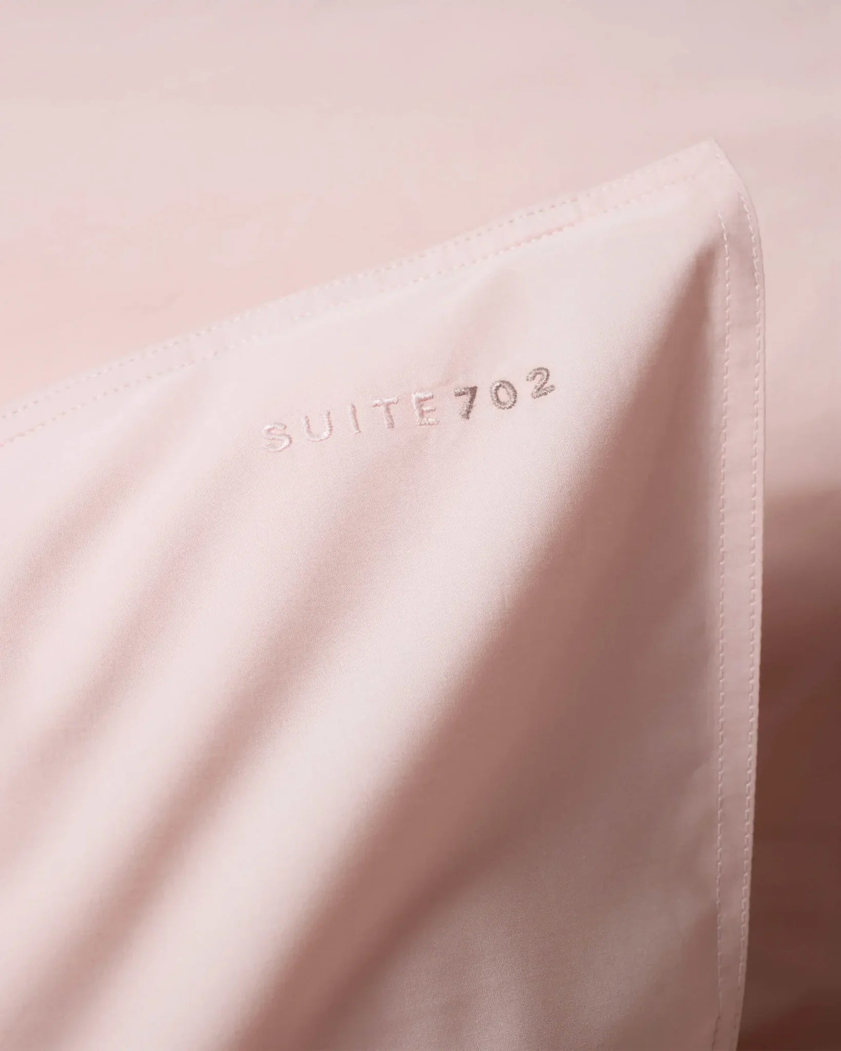 SUITE702 - Kissenbezug aus Bio-Baumwolle (80 x 80 cm) • Blush - ROSA ECK