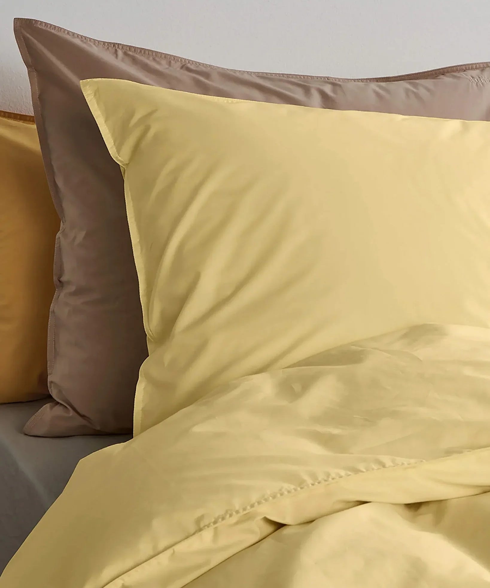 SUITE702 - Kissenbezug aus Bio-Baumwolle (80 x 80 cm) • Butter Yellow - ROSA ECK