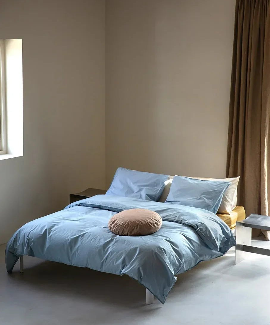 SUITE702 - Kissenbezug aus Bio-Baumwolle (80 x 80 cm) • Sky Blue - ROSA ECK