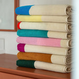 MARTENS & MARTENS Badetuch (70 x 140 cm) • Yellow-Fuchsia