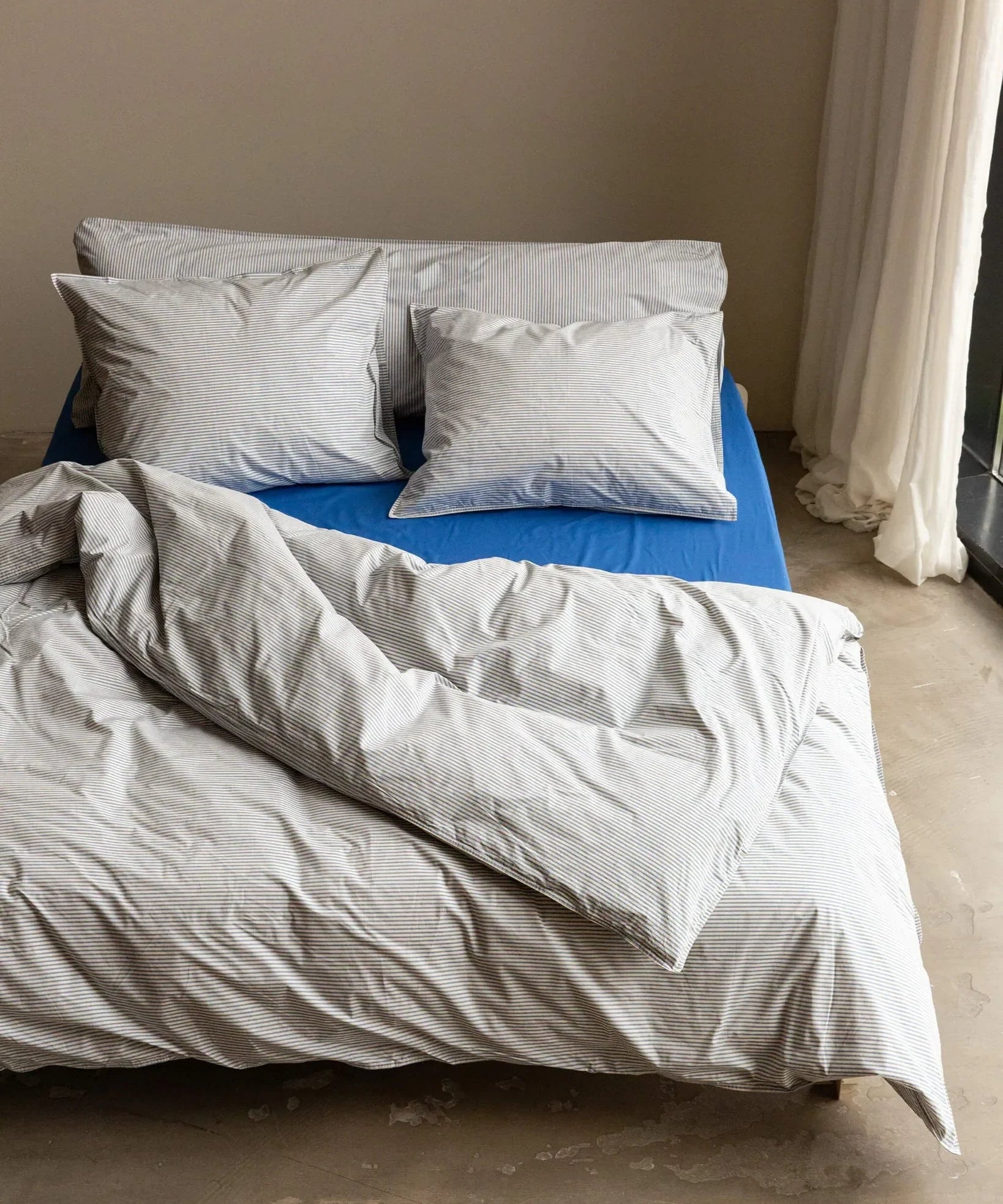 SUITE702 - Spannbettlaken aus Bio-Baumwolle • Cobalt Blue - ROSA ECK