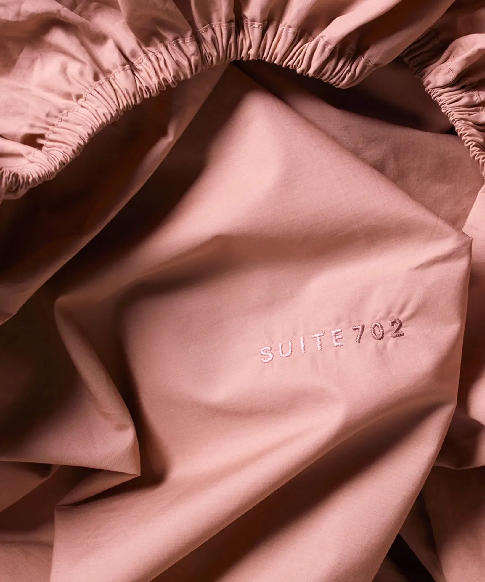 SUITE702 - Spannbettlaken aus Bio-Baumwolle • Dusty Rose - ROSA ECK