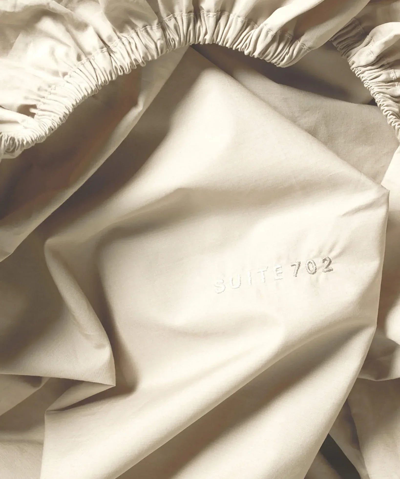SUITE702 - Spannbettlaken aus Bio-Baumwolle • Ecru - ROSA ECK