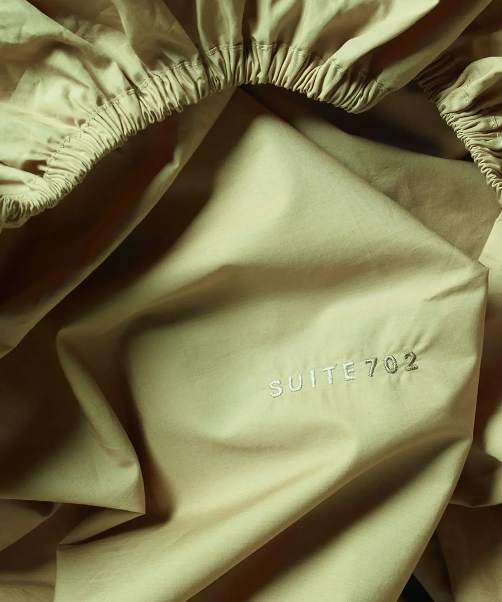 SUITE702 - Spannbettlaken aus Bio-Baumwolle • Pistachio - ROSA ECK
