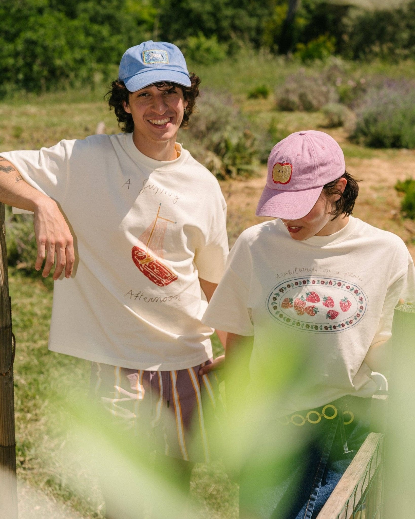 Tarta Gelatina - A SUNNY AFTERNOON T-Shirt - ROSA ECK