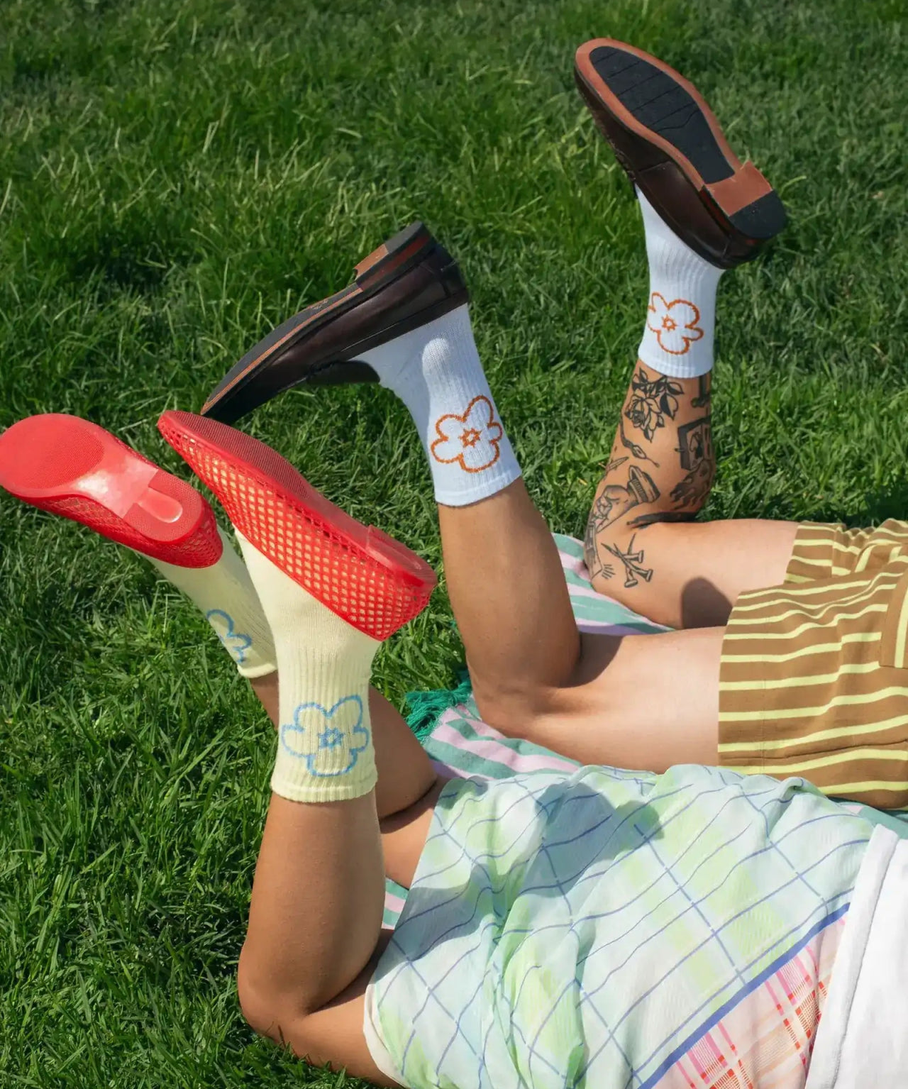 Tarta Gelatina - CRY CLUB Socken – Gelb mit Blumen - Motiv - Socken - ROSA ECK Concept Store