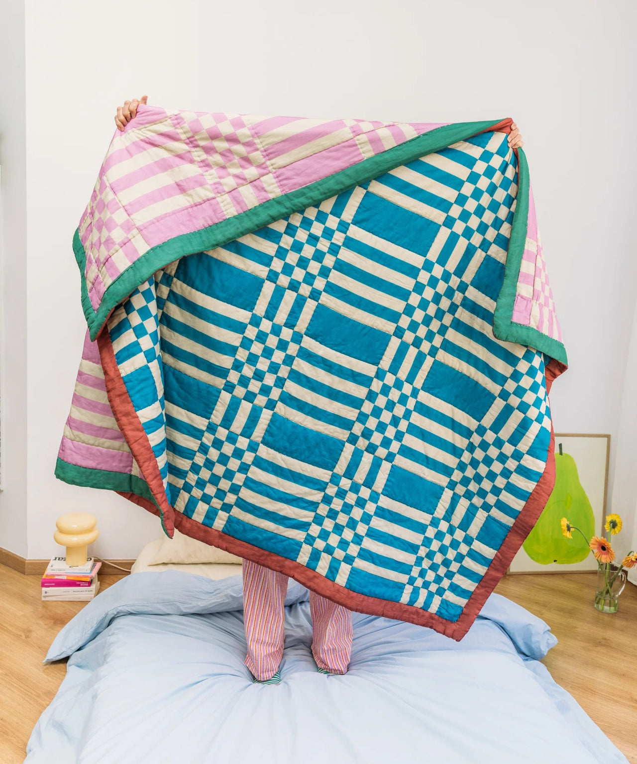 Tarta Gelatina - DOMINGO Steppdecke zum Wenden mit Karomuster - Sofadecke - ROSA ECK