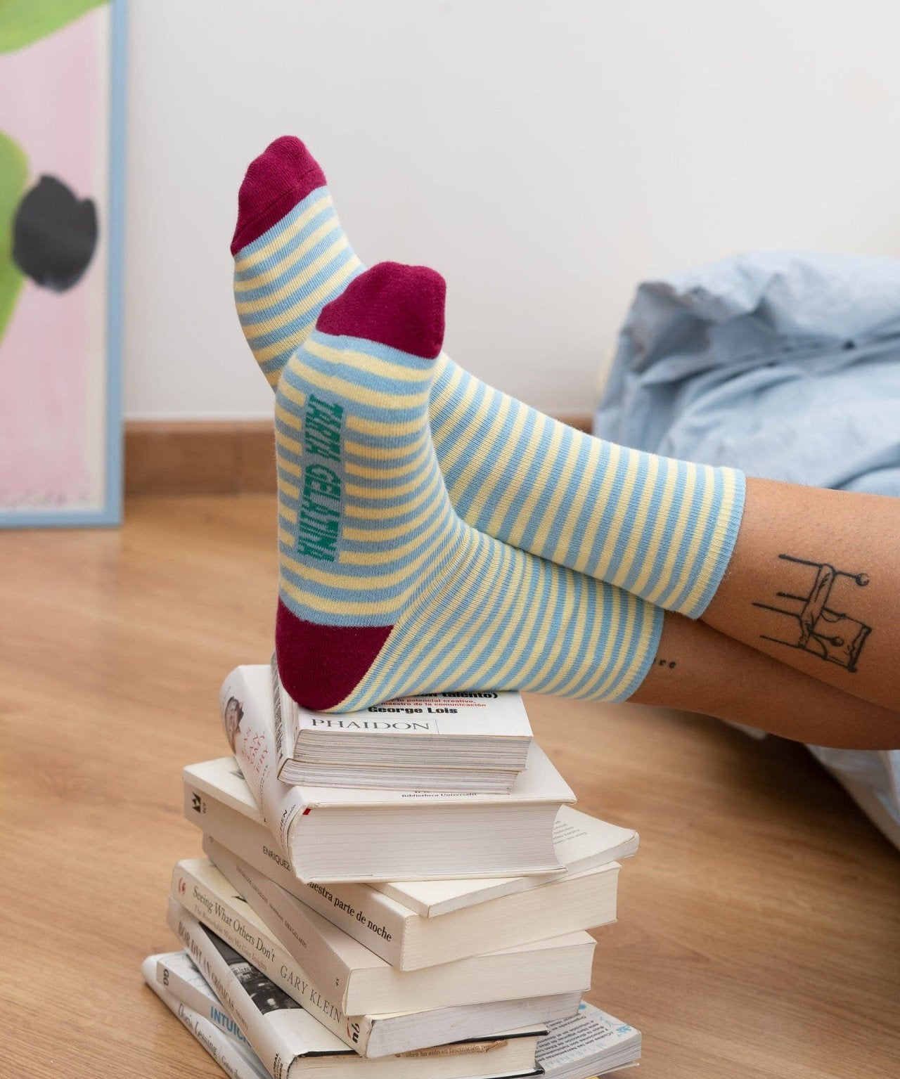 Tarta Gelatina - Gestreifte Socken • Butter Toast - ROSA ECK