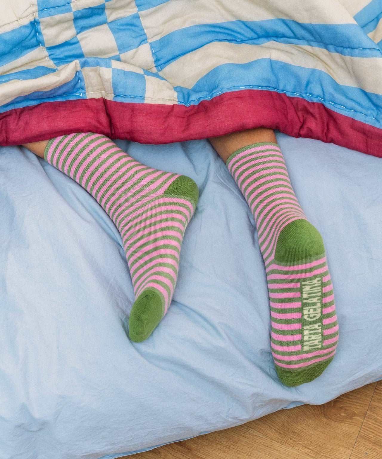 Tarta Gelatina - Gestreifte Socken • Pistachio Rosé - ROSA ECK