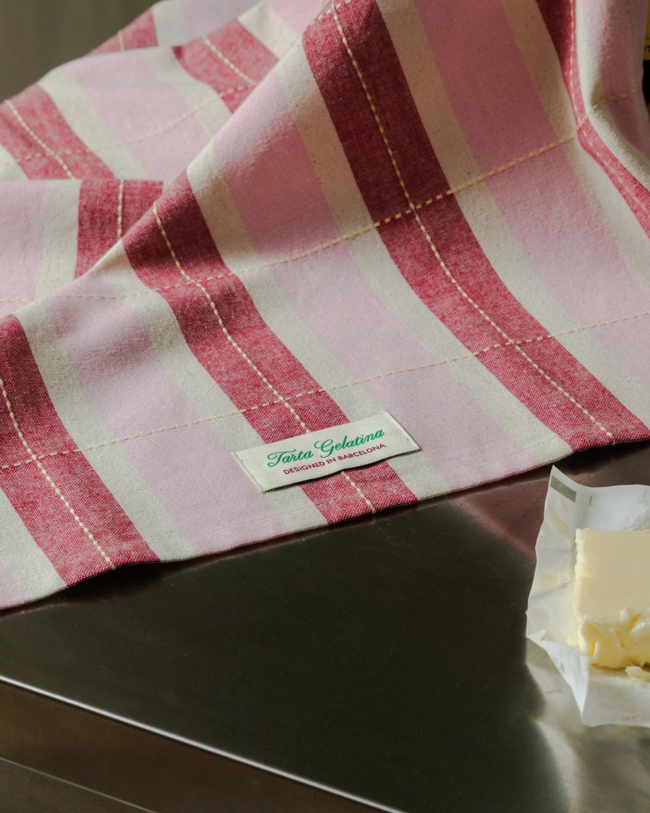 Tarta Gelatina - Gestreiftes Geschirrtuch • Rot/Rosa - Sofadecke - ROSA ECK