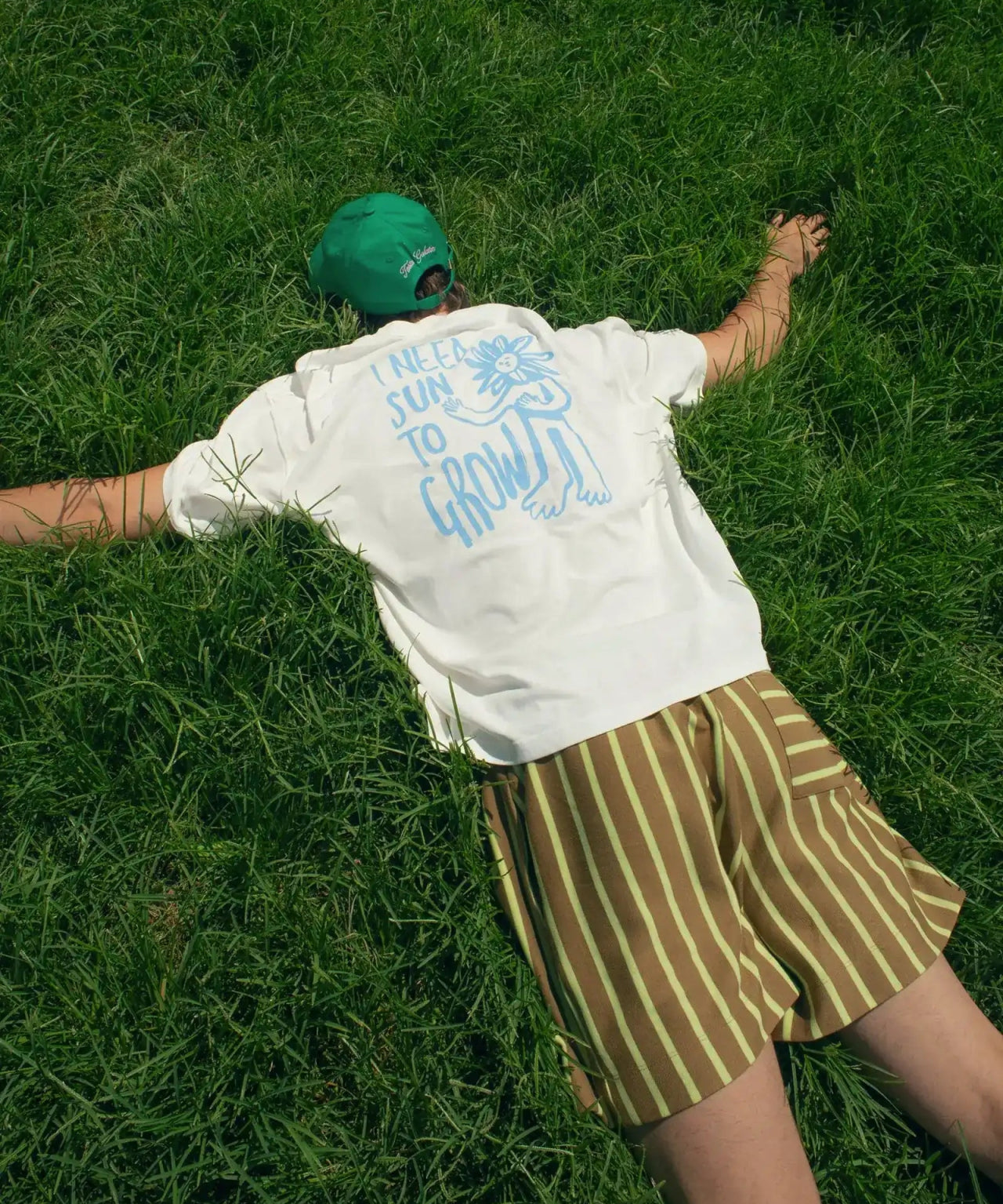 Tarta Gelatina - I NEED SUN TO GROW T-Shirt - T-Shirt - ROSA ECK Concept Store