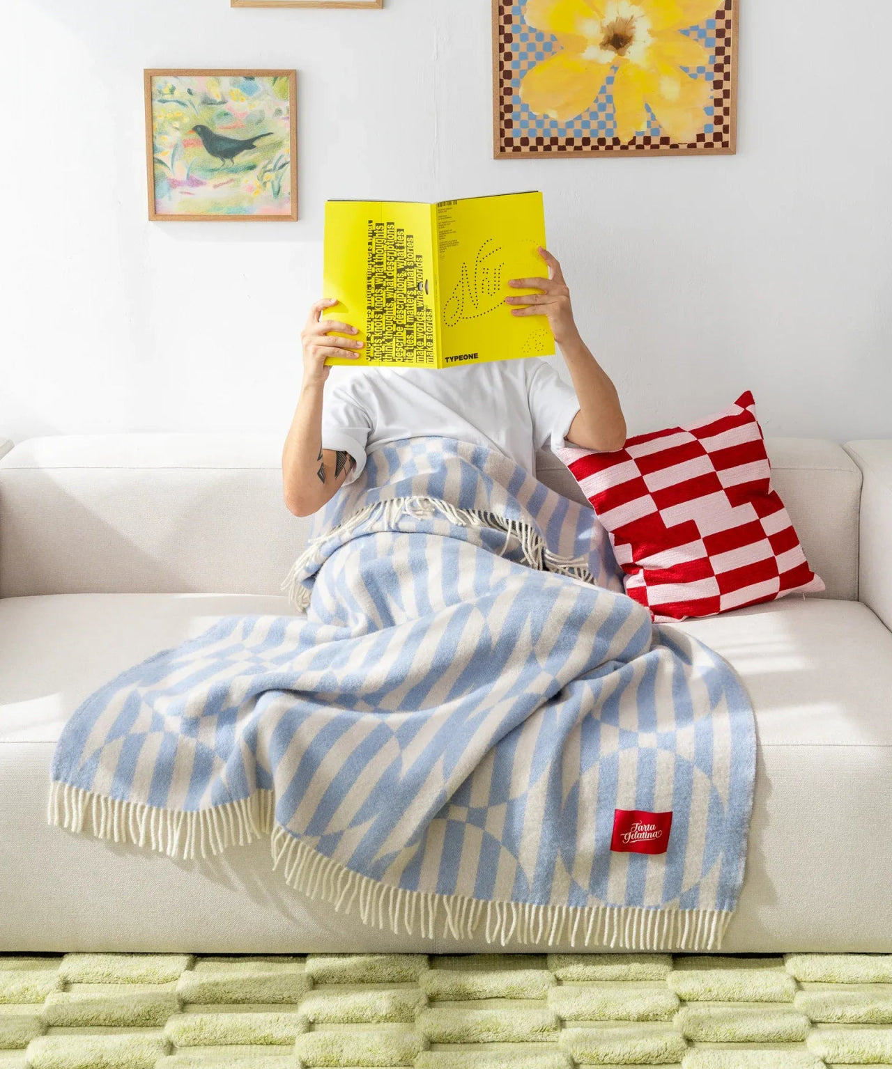 Tarta Gelatina - NOLITA Sofadecke aus Wolle • Light Blue - Sofadecke - ROSA ECK