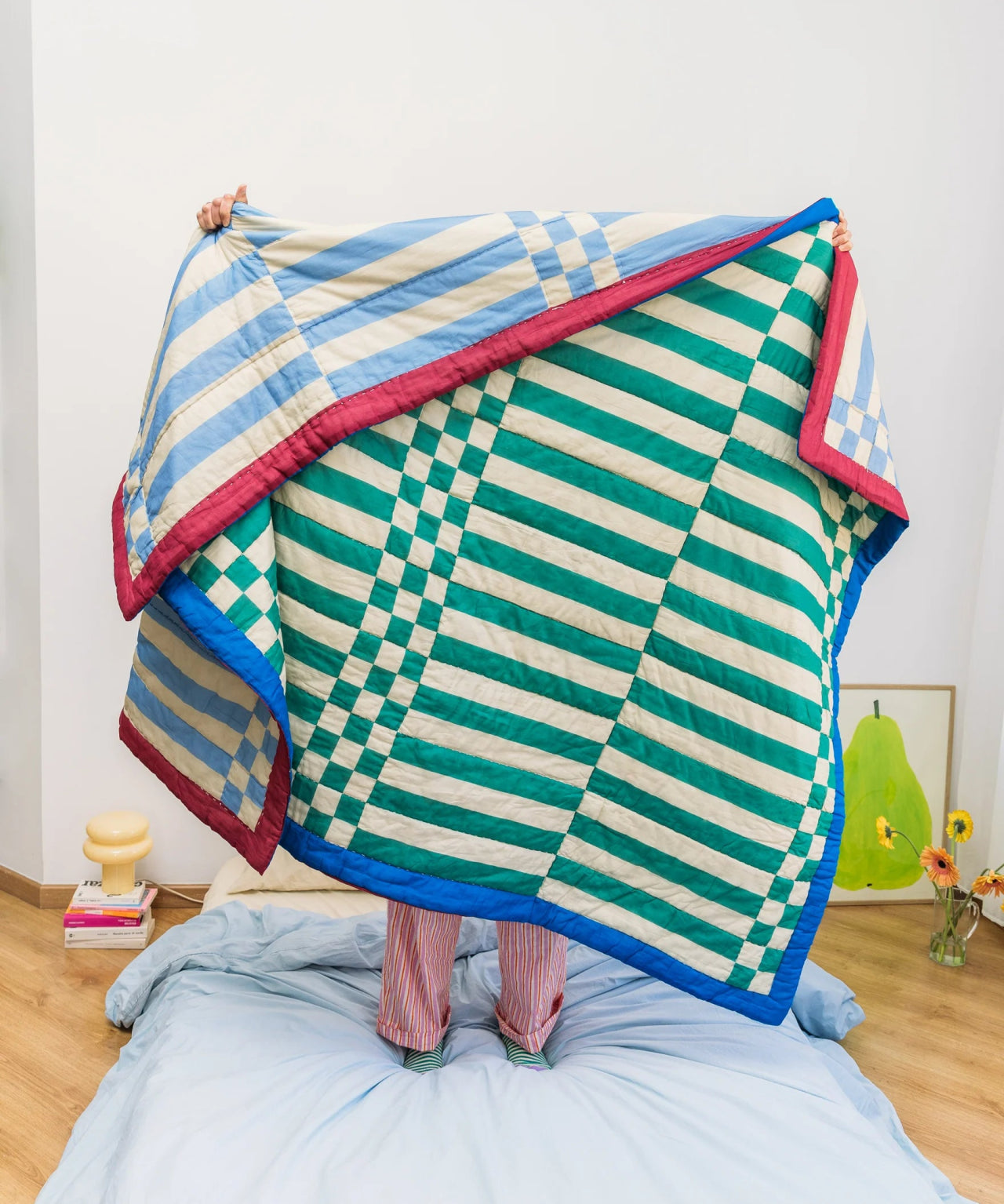 Tarta Gelatina - SIESTA Steppdecke zum Wenden mit Streifen - Sofadecke - ROSA ECK