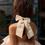 CLUB CHIC Haarschleife • pearl white
