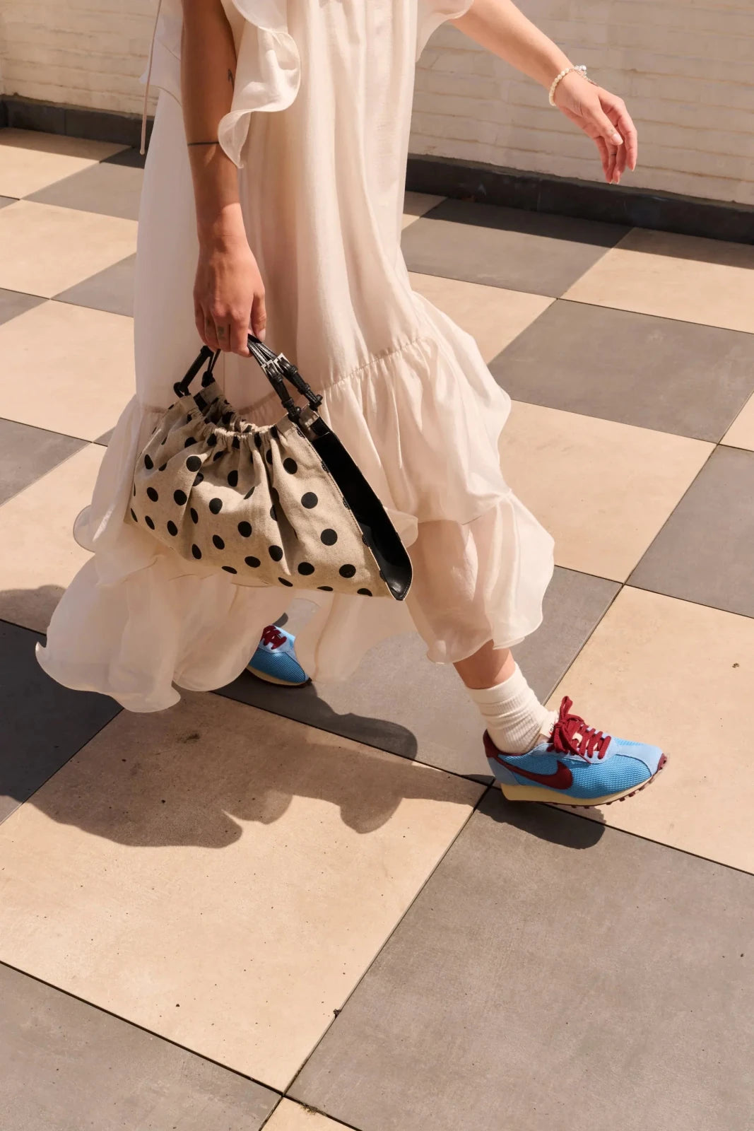 The Sticky Sis Club - CLUB CHIC Handtasche • dots - Handtasche - ROSA ECK