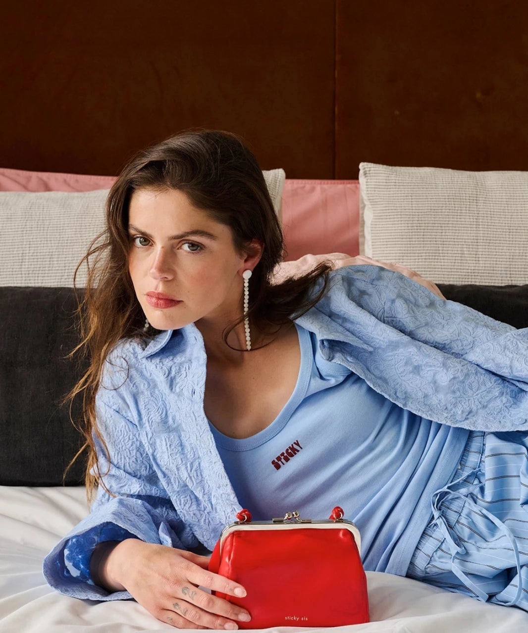 The Sticky Sis Club - CLUB CHIC Mini-Handtasche • chili - ROSA ECK