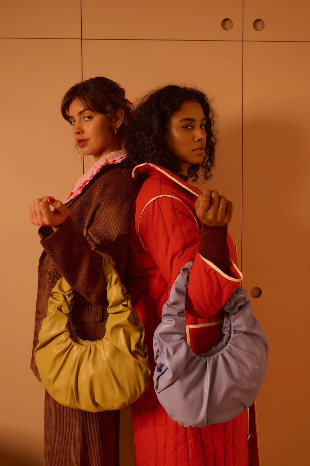 The Sticky Sis Club - IL SOLE croissant hand bag • sunkissed gold - Handtasche - ROSA ECK