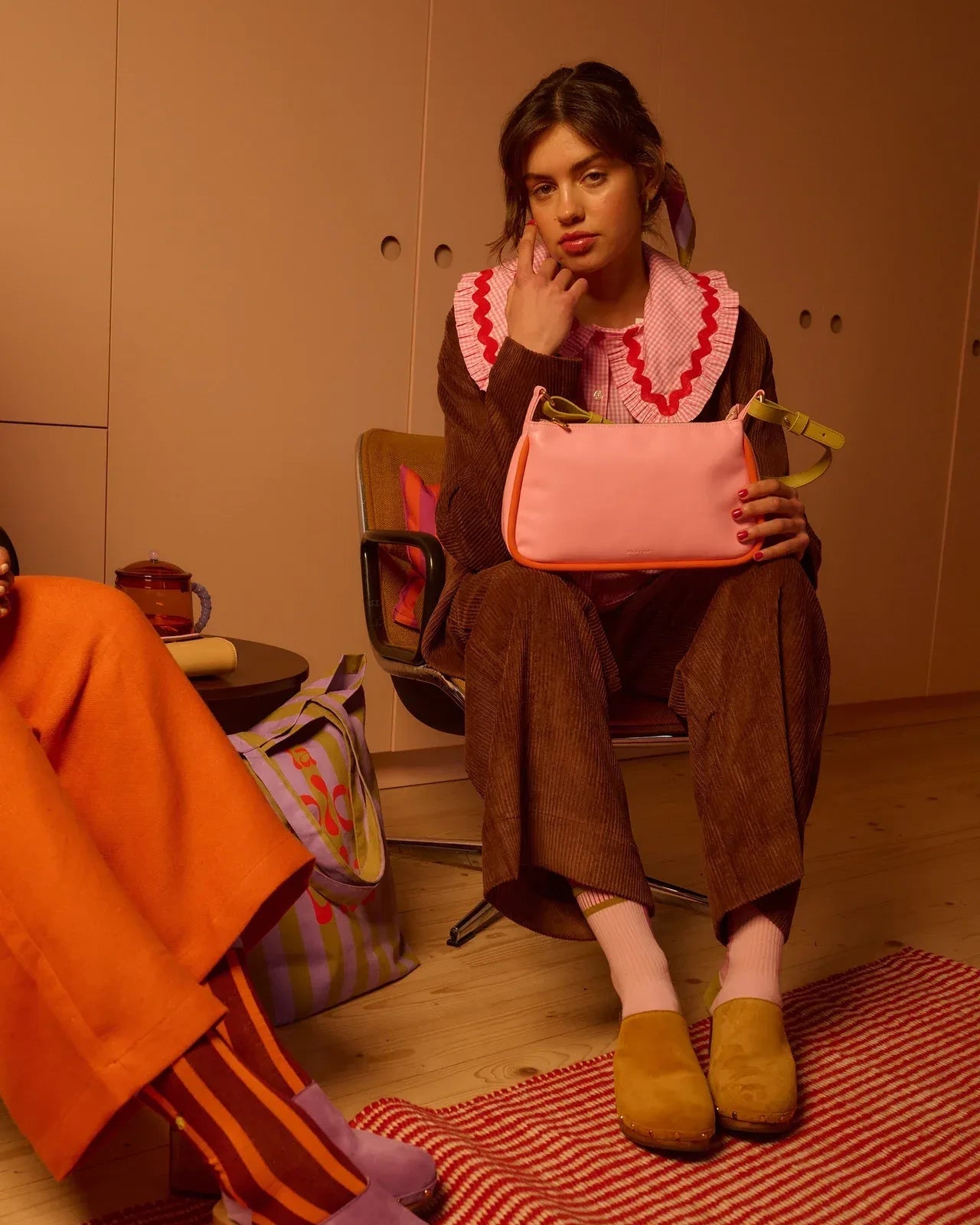The Sticky Sis Club - IL SOLE Handtasche • dolce pink + arancia orange - Handtasche - ROSA ECK Concept Store