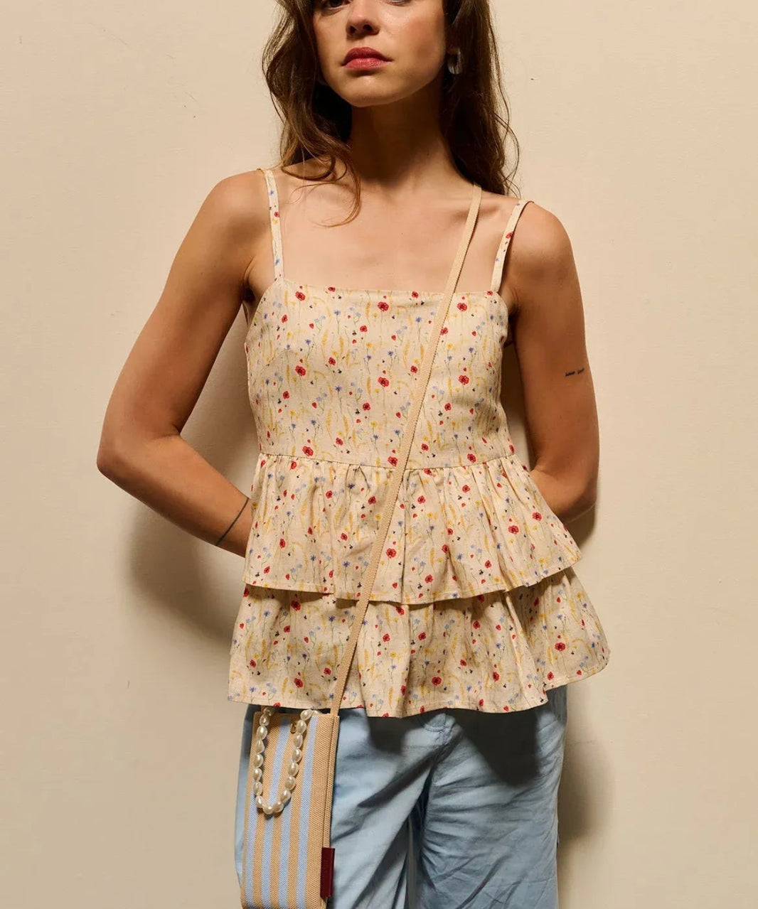 The Sticky Sis Club - KNITTED STRIPES Handytasche • marzipan + sky - Handytasche - ROSA ECK