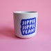 tinyday - JIPPIE JIPPIE YEAH! Becher | Blau - Kaffee - und Teetasse - ROSA ECK - , ,