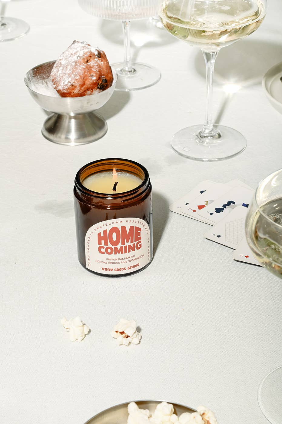 Very Goods Studio - HOME COMING Große Duftkerze im Glas (170 ml) - Kerze - ROSA ECK Concept Store