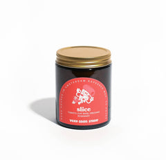 Very Goods Studio - SLICE Große Duftkerze im Glas (170 ml) - Kerze - ROSA ECK Concept Store