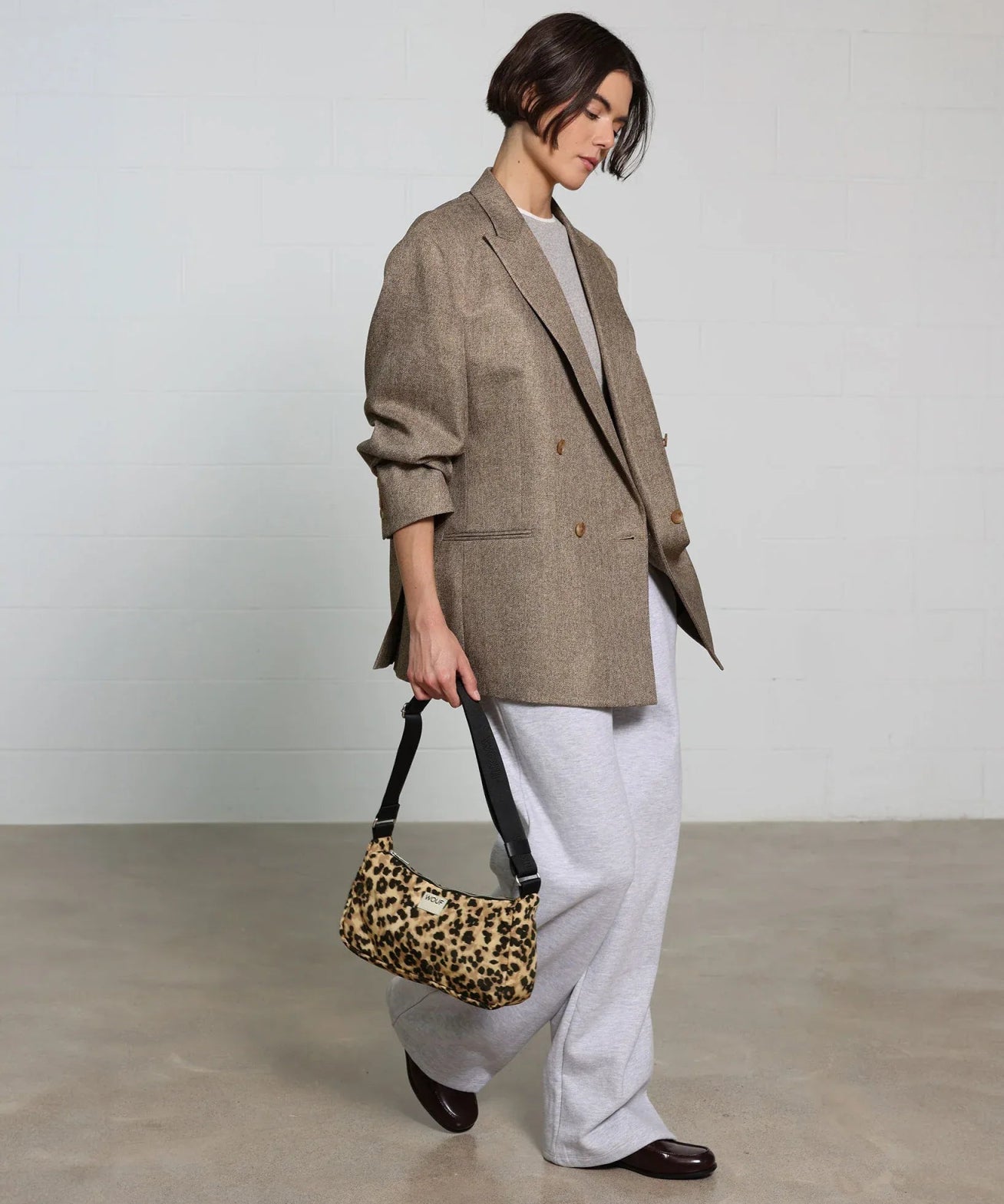 WOUF - FELINE Schultertasche - Schultertasche - ROSA ECK