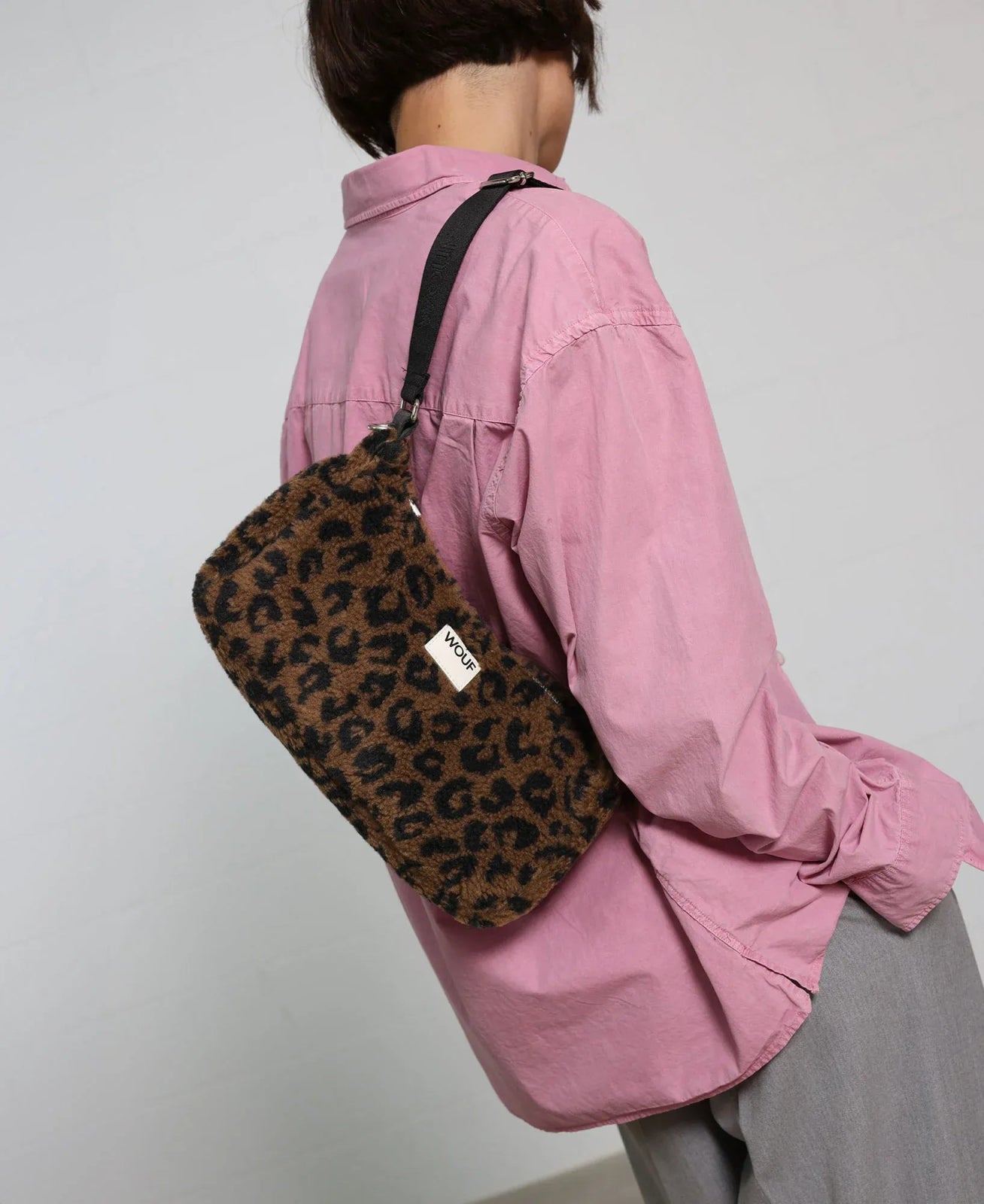 WOUF - SIMONA Schultertasche - Schultertasche - ROSA ECK