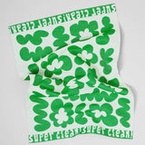 Wrap - FLOWERS AND SQUIGGLES Geschirrtuch (50 × 70 cm) • Green/Natural - ROSA ECK