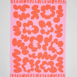 Wrap - FLOWERS AND SQUIGGLES Geschirrtuch (50 × 70 cm) • Pink/Warm Red - ROSA ECK