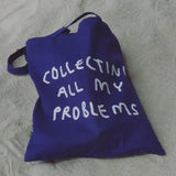 yahya studio - COLLECTING MY PROBLEMS Tragetasche • Dunkelblau - Tasche - ROSA ECK Concept Store