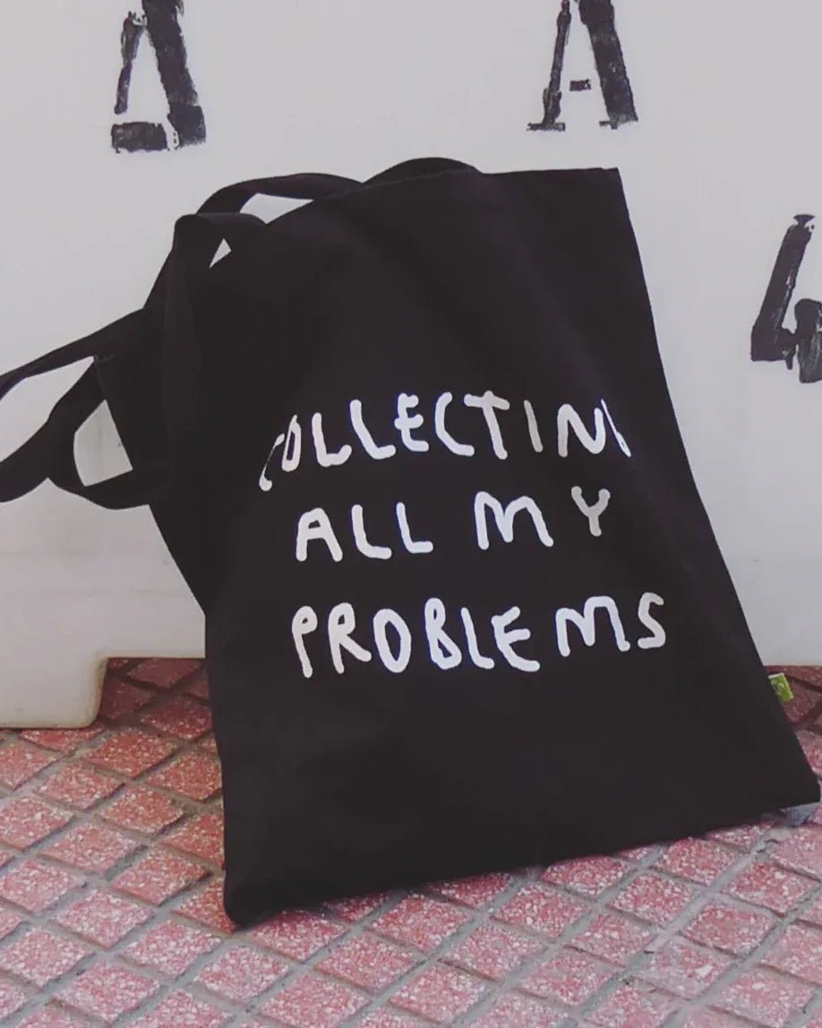 yahya studio - COLLECTING MY PROBLEMS Tragetasche • Schwarz - Tasche - ROSA ECK Concept Store