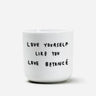 yahya studio - LOVE YOURSELF LIKE YOU LOVE BEYONCÉ Becher mit Spruch - Kaffee - und Teetasse - ROSA ECK