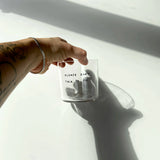 Trinkglas mit Statement • PLEASE DON'T TALK TO ME – Yahya Studio – Bild 2