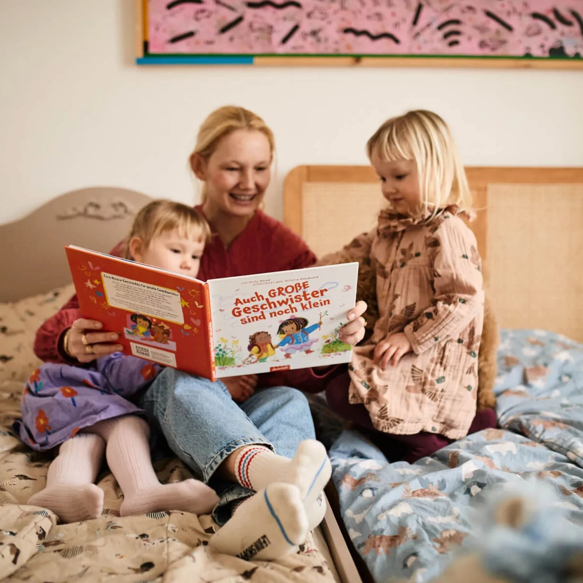 Zuckersüß Verlag - AUCH GROSSE GESCHWISTER SIND NOCH KLEIN Kinderbuch - ROSA ECK